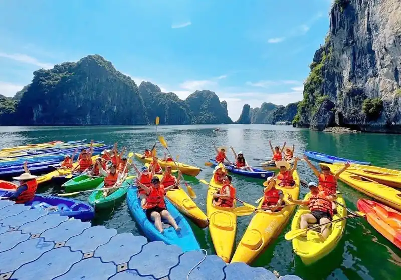 Thời tiết Cát bà đẹp trong tour vịnh